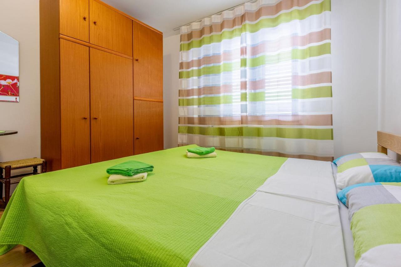 Apartments Budzyn Novi Vinodolski Exterior foto